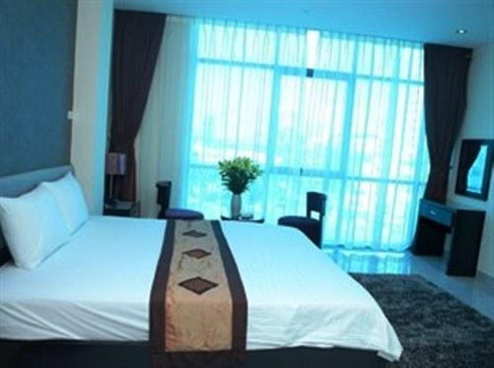 Phu Nhuan Hotel Hanoi Esterno foto