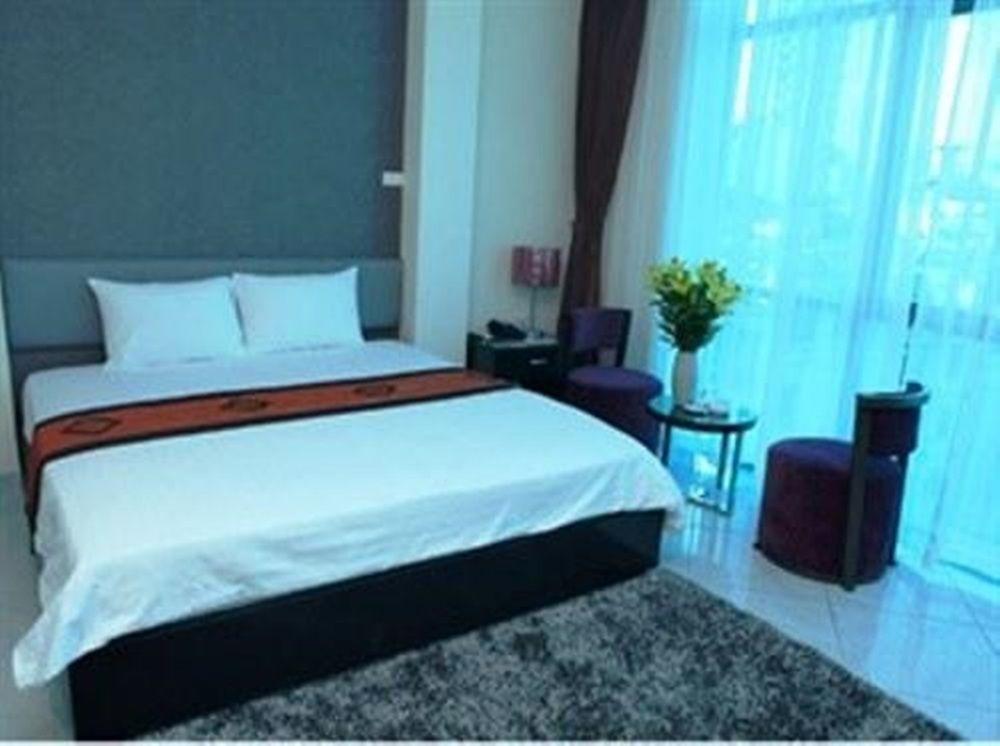 Phu Nhuan Hotel Hanoi Esterno foto