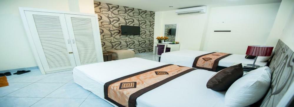Phu Nhuan Hotel Hanoi Esterno foto